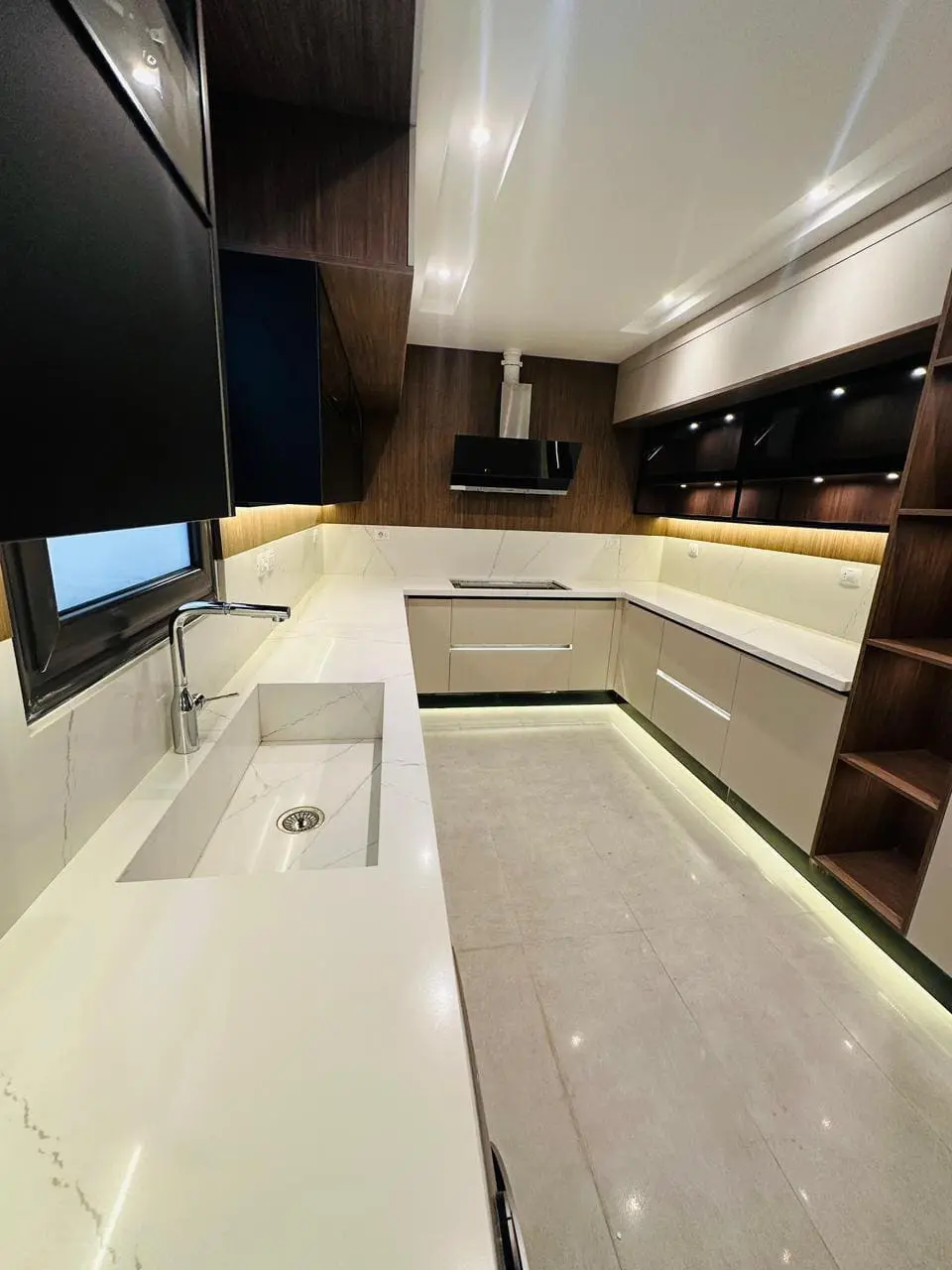 250f3e8b-dce1-4973-a183-9180dca1db10