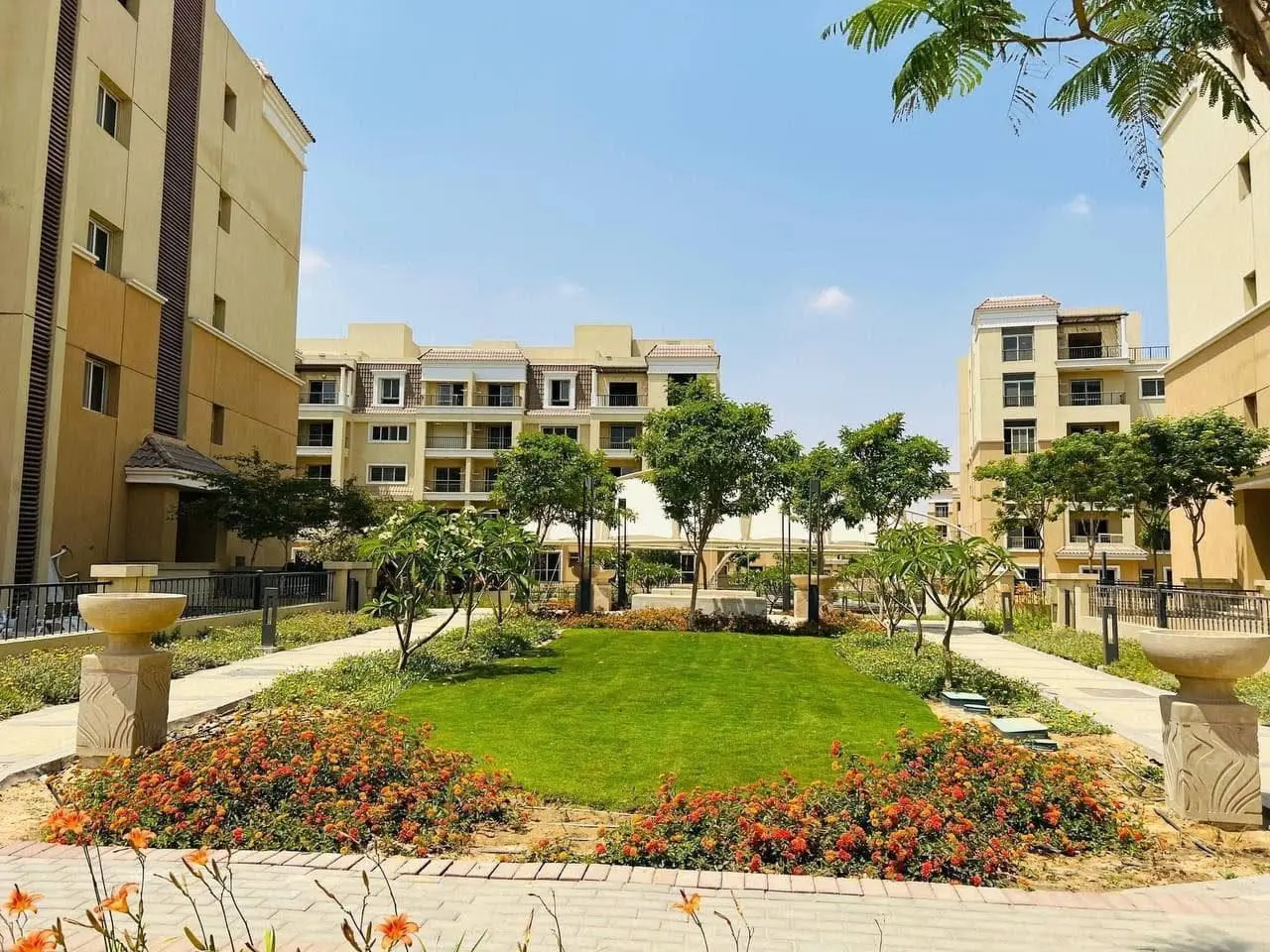 496358378_122215378724243103_5845477625623377353_n