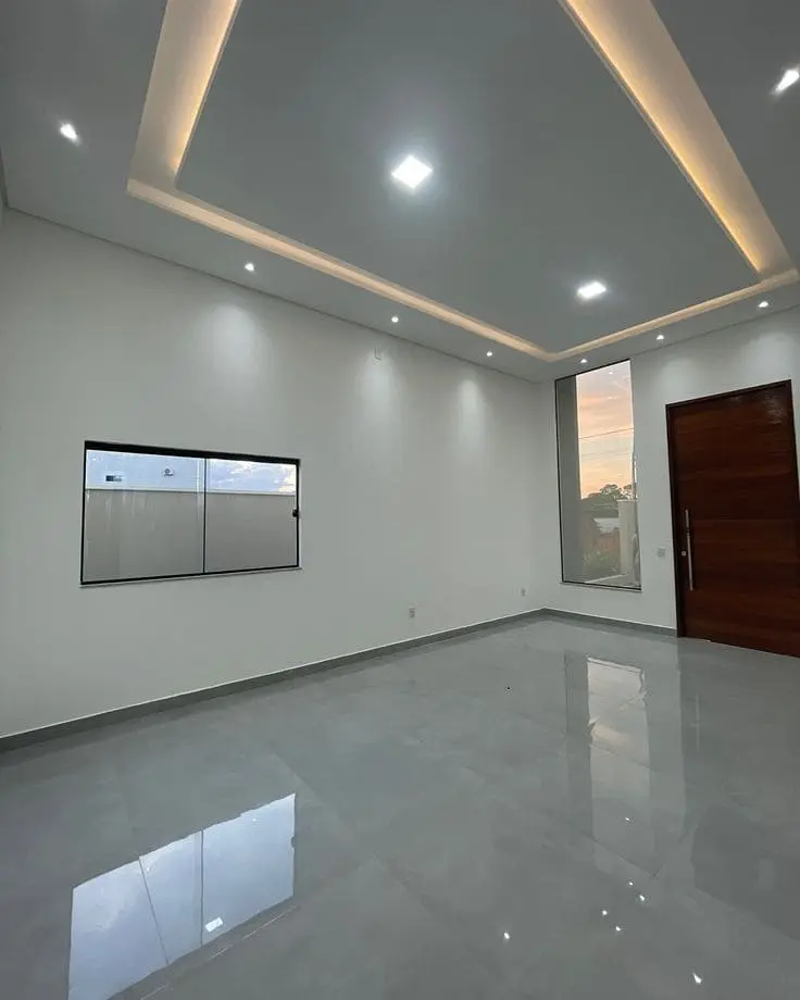 CASA TÉRREA DE ALTO PADRÃO EM CONDOMÍNIO FECHADO…