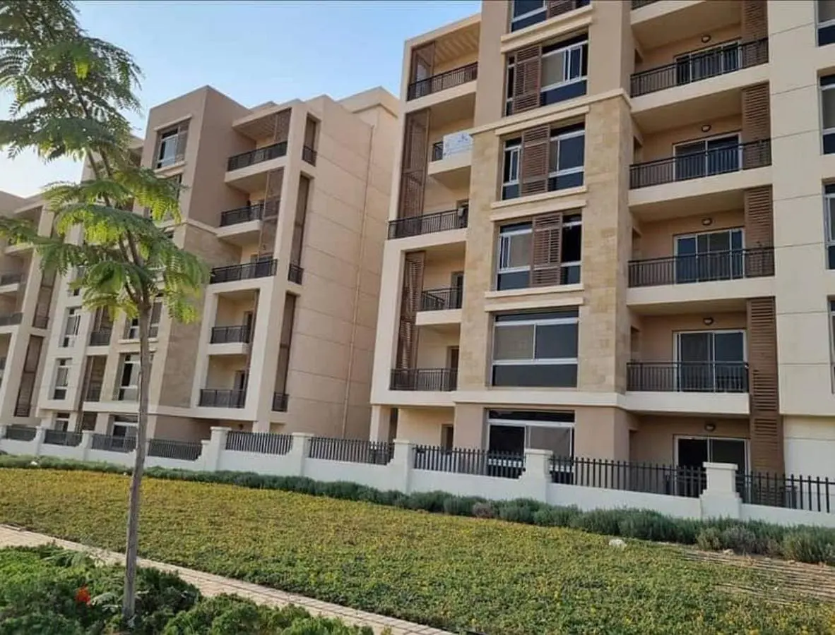 كمبوند بترفلاي (1)