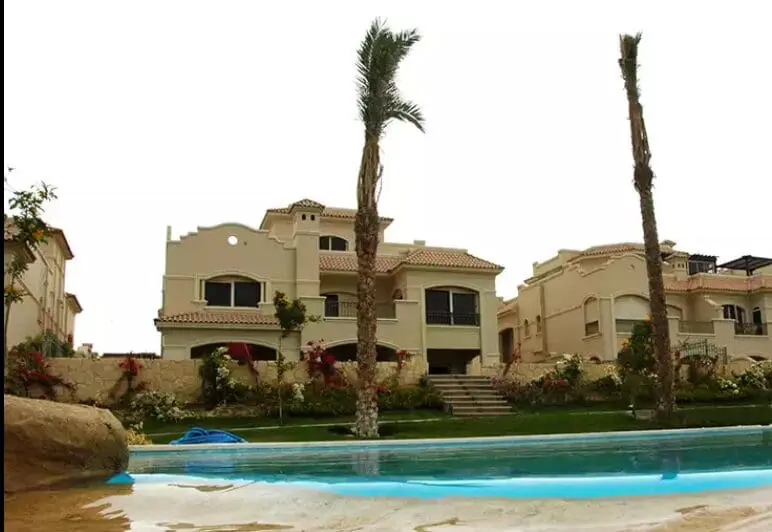 لافيستا باتيو 1 التجمع الخامس (6)