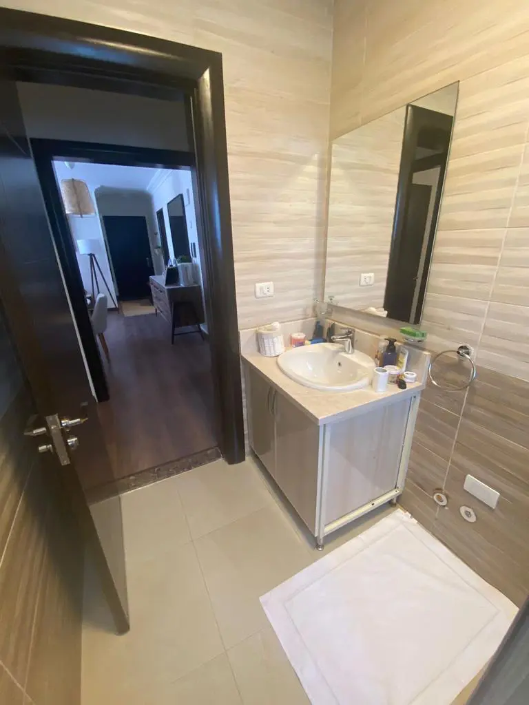 شقة في تاج سلطان (1)