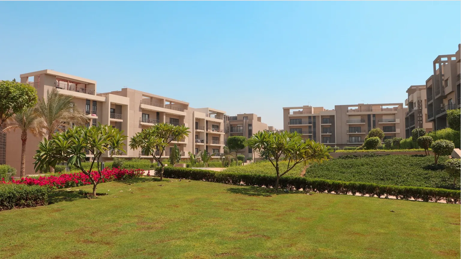 مون ريزيدنس — مباني ومساحات مشتركة 2 مشهد من مون ريزيدنس Moon Residences فيفث سكوير من المراسم